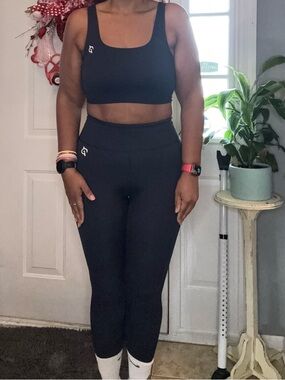 Peloton Navy Blue High-Waist Leggings and Matching Sports Bra Set